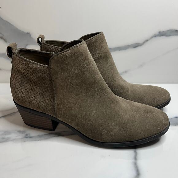 Michael by Michael Shannon Women's Brown Leather Side Zip Madeline Boots Sz 8.5 - Picture 1 of 7